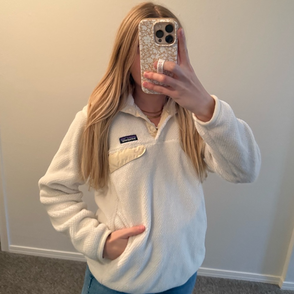 Patagonia White Fleece Pullover